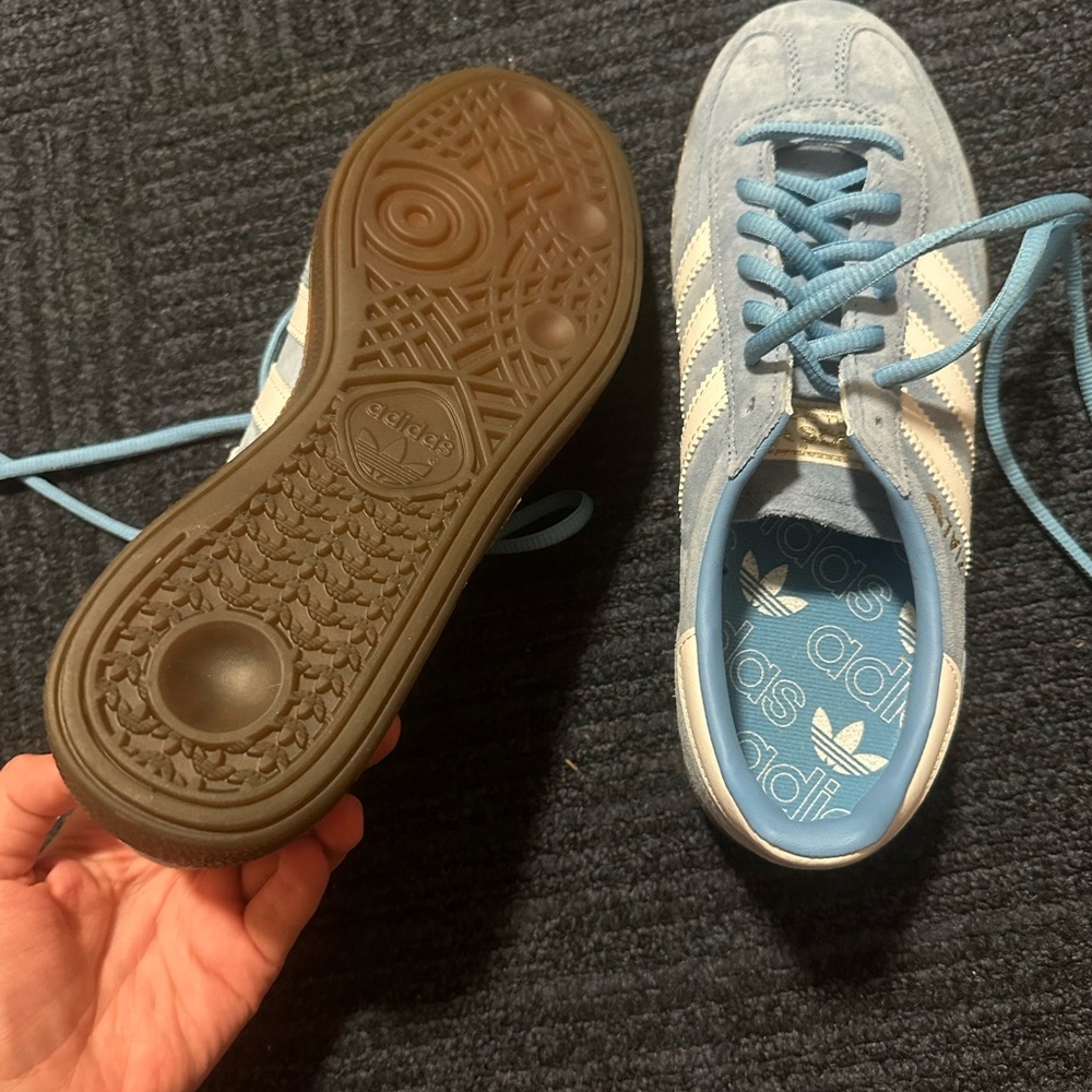 Adidas light blue suede spezials - Picture 4 of 4